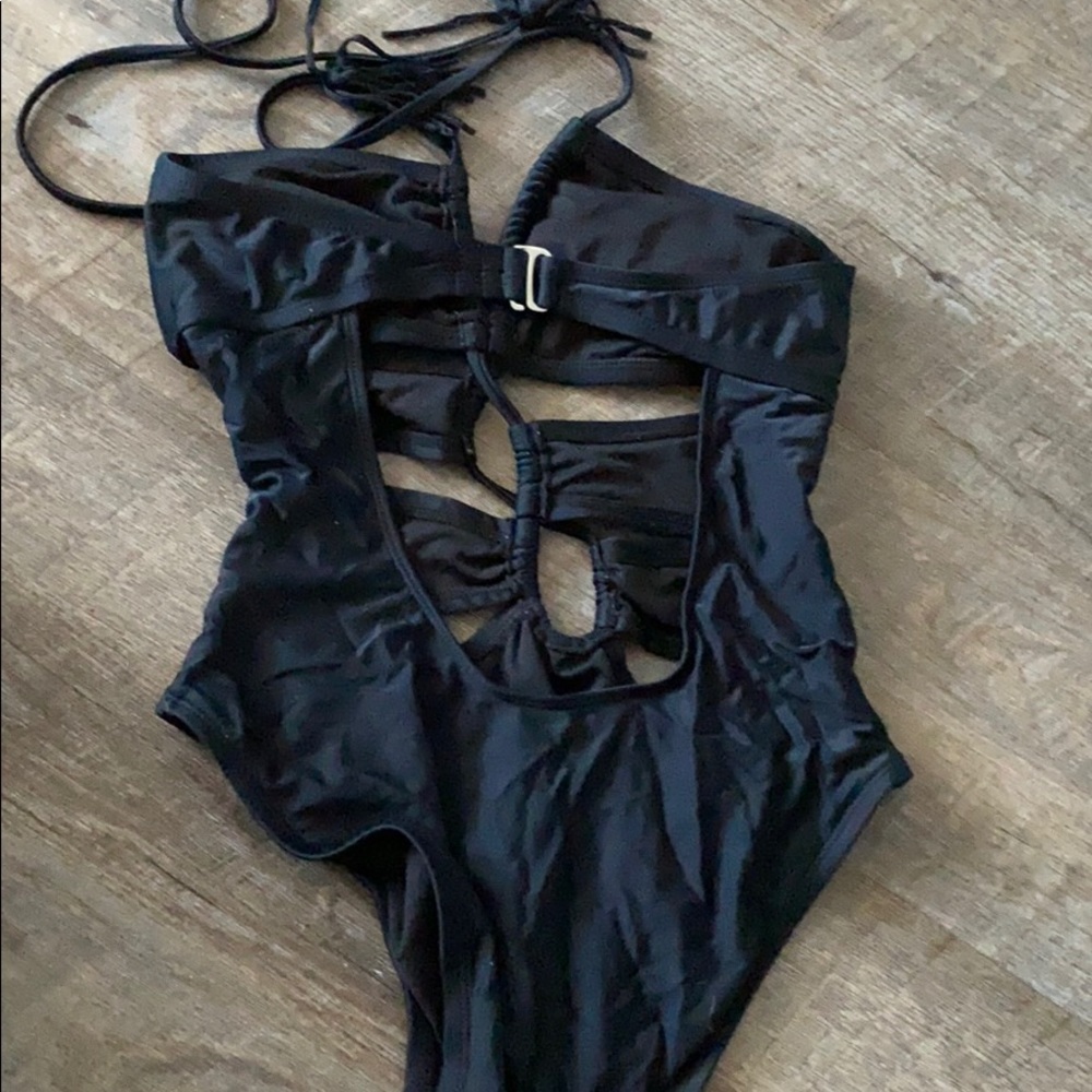 Mossimo Black One Piece Cutout Swimsuit - Picture 3 of 3